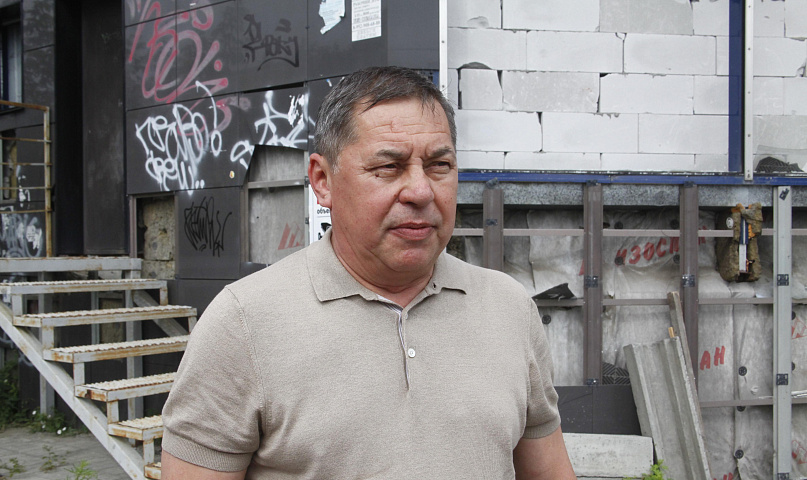 «Это наша беда» — Александр Гриб о ТЦ-долгострое «Подсолнух» на Ватутина