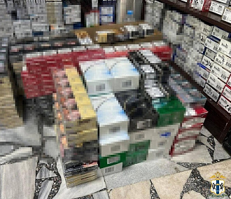 Полиция изъяла вейпы и сигареты на 1,3 млн рублей в Новосибирске