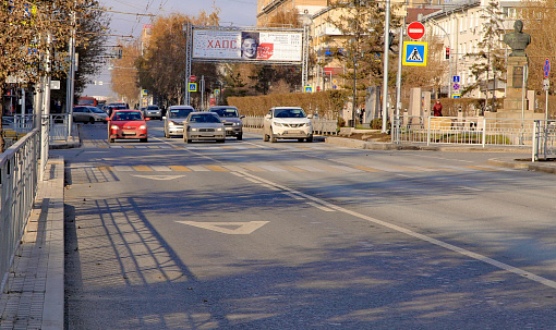 Для Новосибирска купят 2000 дорожных знаков «Пешеходный переход»