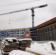 Инспекторы проверили стройку частной школы с бассейном в Новосибирске