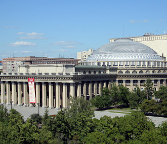 Купол оперного театра в Новосибирске начнут реставрировать в июне