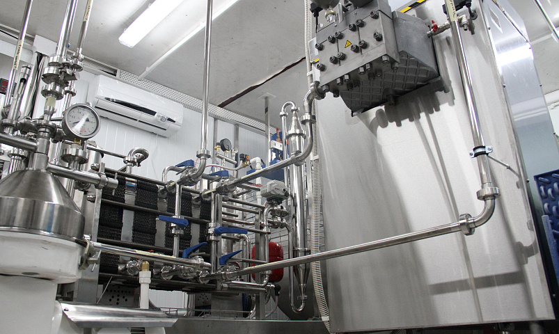 1,3 км электросетей протянут к рапсовому заводу под Новосибирском