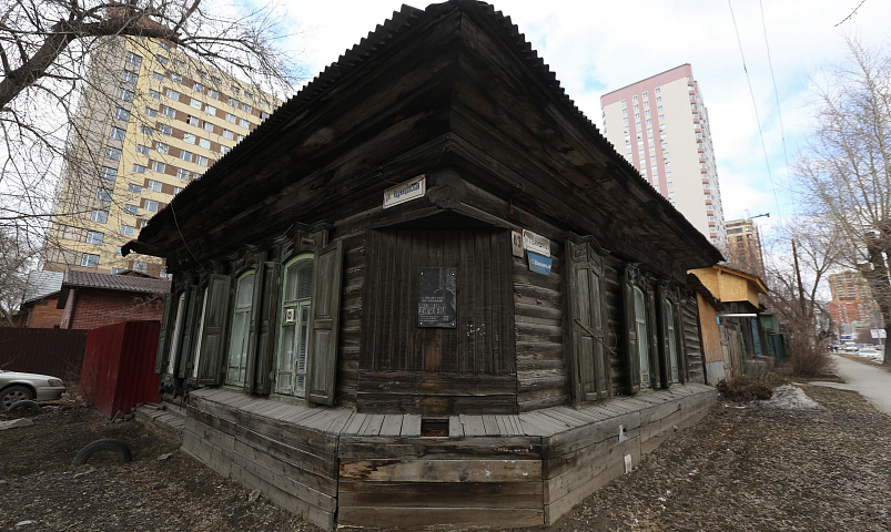 Застройщика обязали привести в порядок дом Янки Дягилевой до 2029 года
