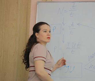 Самые дефицитные специальности учителей назвали в мэрии Новосибирска