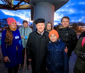 Ночь музеев: мэр Локоть стал гидом по Михайловской набережной