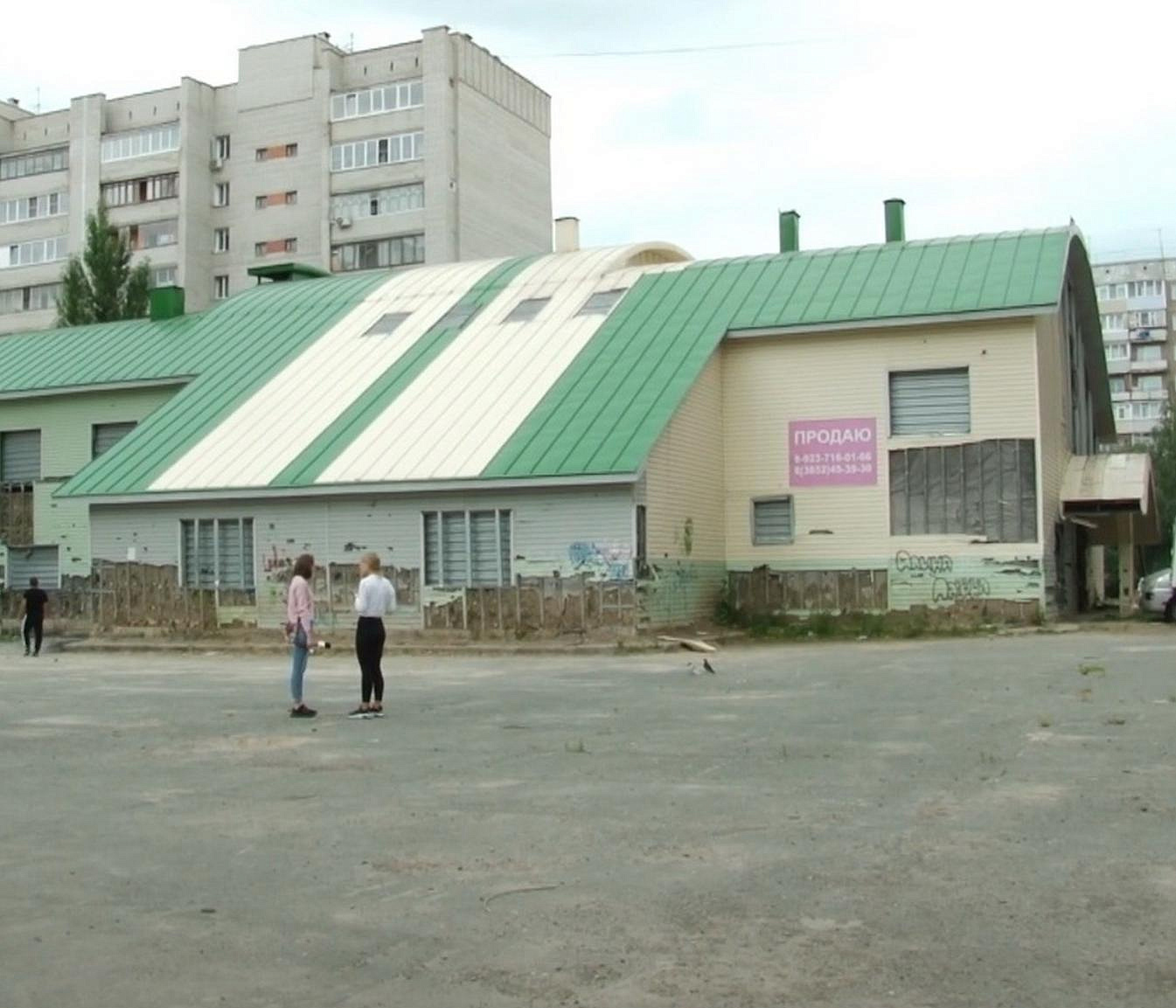 Заброшку новосибирского «Холидея» в Барнауле продали с молотка за 11 млн