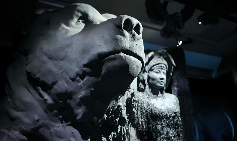 Сквозь века и чувства: шедевры древности собрали на выставке «Сны Сибири»