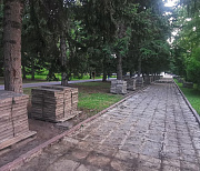 На Монументе Славы стартовал большой ремонт пешеходной аллеи
