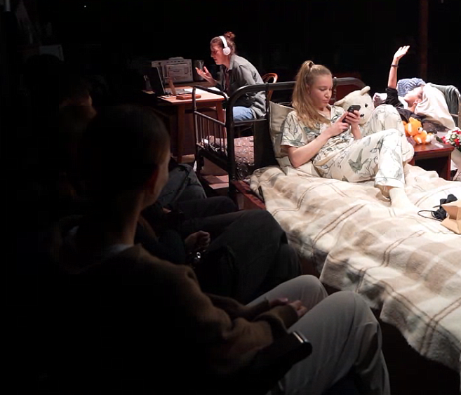 «Трёх сестёр» в условиях ковида показали на фестивале «Гравитация»