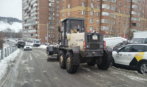 Мэрия обнародовала полный список улиц, где сегодня работают ДЭУ
