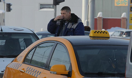 В какое время лучше вызывать такси 8 марта — рассказали в Яндекс Go