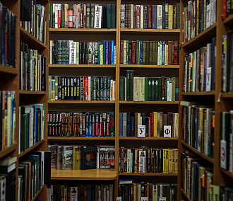 Обновление библиотек в Новосибирске оценил мэр Кудрявцев