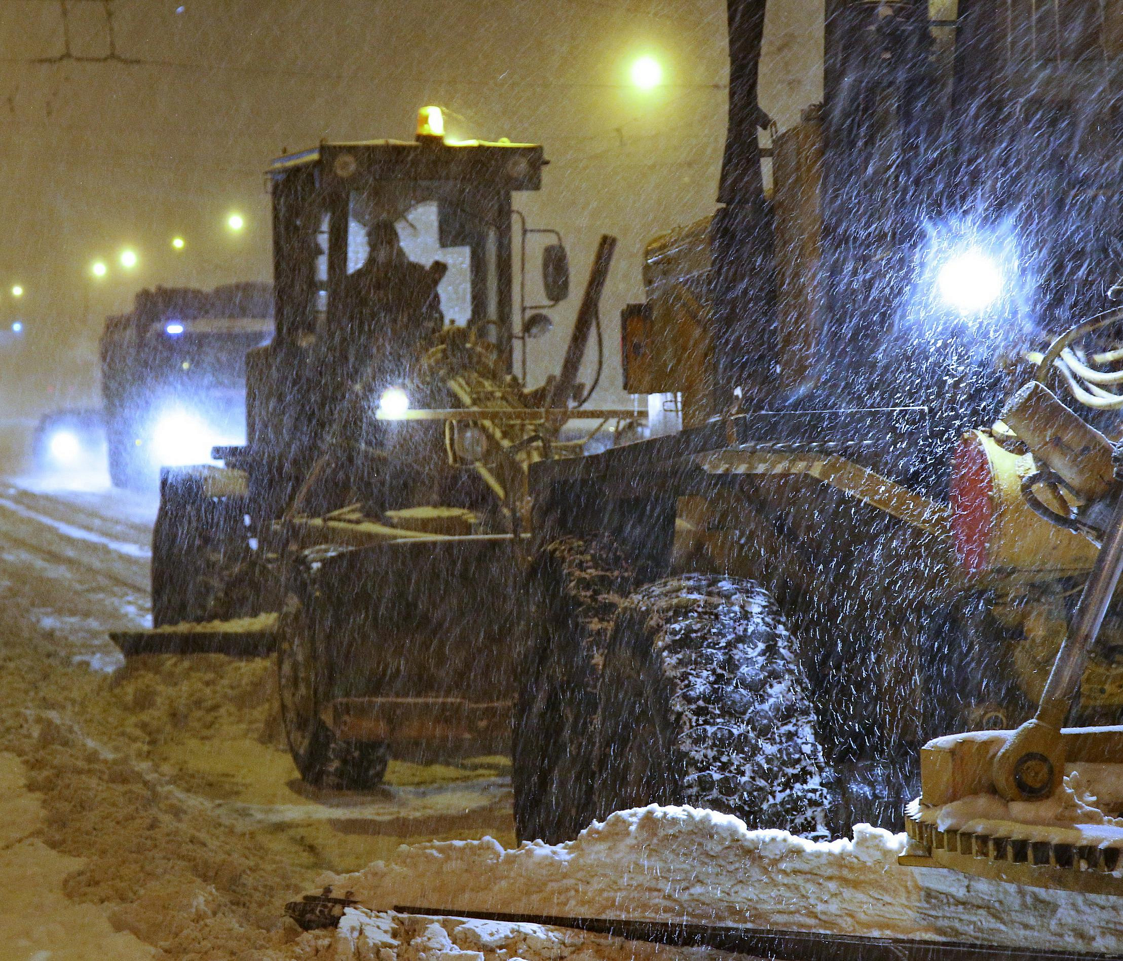 Где будут убирать снег 31 марта в Новосибирске — список улиц