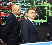 Ультрасовременные диспетчерские энергетиков оценил мэр Кудрявцев