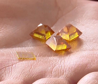 Алмазные окна для СКИФа: как делают необычные кристаллы в СО РАН