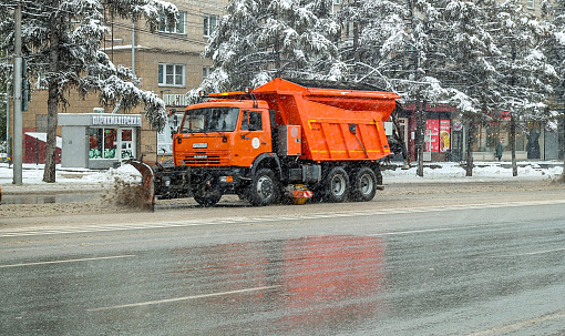 Борьбу с «кочкарником» развернули на дорогах Новосибирска