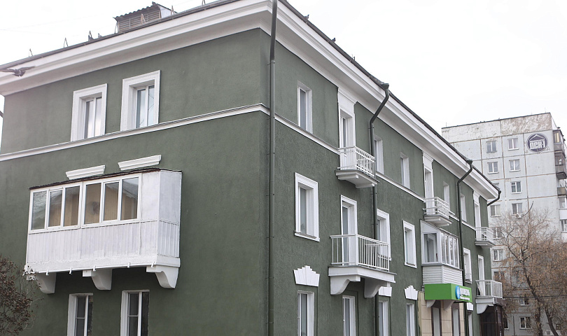 Почти 400 новосибирских многоэтажек обновили по программе капремонта