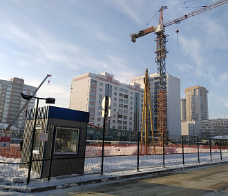 Дом бизнес-класса с келлерами строят в Центральном районе Новосибирска