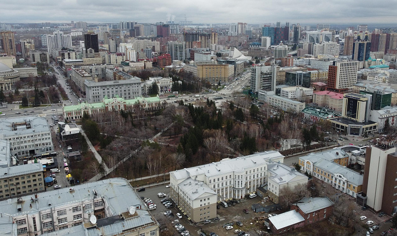 Работы в Первомайском сквере Новосибирска закончат в 2024 году