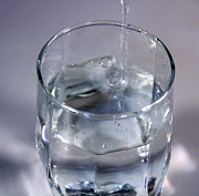 150 литров бутилированной воды забраковали в Новосибирской области