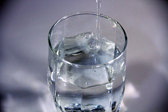 150 литров бутилированной воды забраковали в Новосибирской области