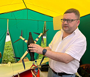 Бронеплиты и другие товары для СВО показали на ВДНХ в Новосибирске