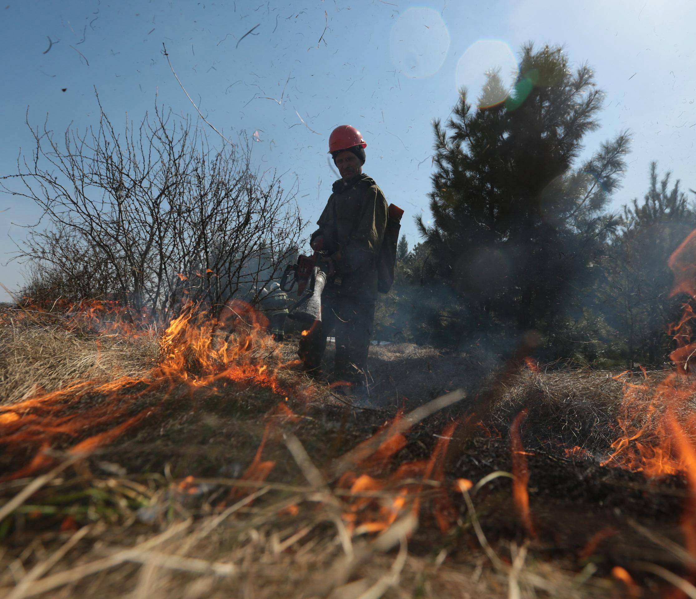 О чрезвычайной пожароопасности предупредили новосибирцев в МЧС