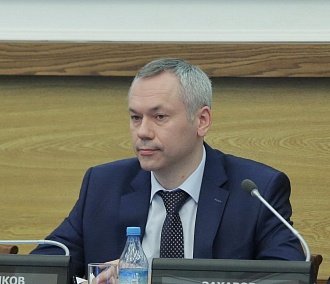 Губернатор Травников поручил закрыть ТЦ на неделю из-за коронавируса