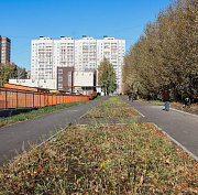 Пустующий участок у детсада на Родниках превратили в бульвар для прогулок