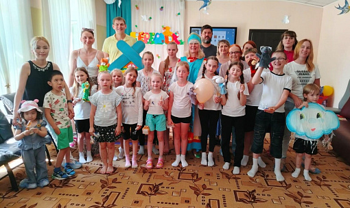 24 ребёнка стали актёрами инклюзивного театра «Карусель»