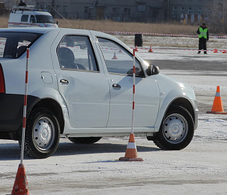 Возможность связаться с владельцем любого авто появилась на Госуслугах