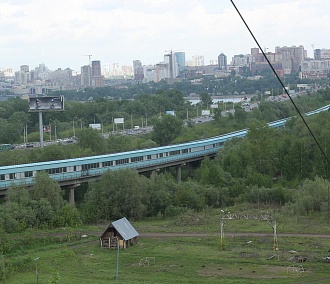 Новосибирский метромост покрасят и подсветят