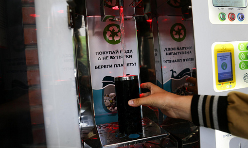 Воду на розлив из автоматов стали продавать на улицах Новосибирска