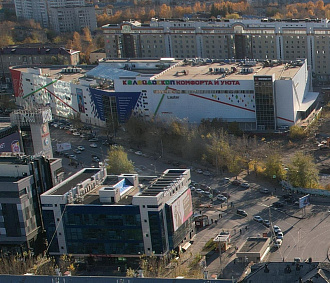 В крупнейшем ТЦ на Маркса откроют фуд-холл площадью 3000 квадратов