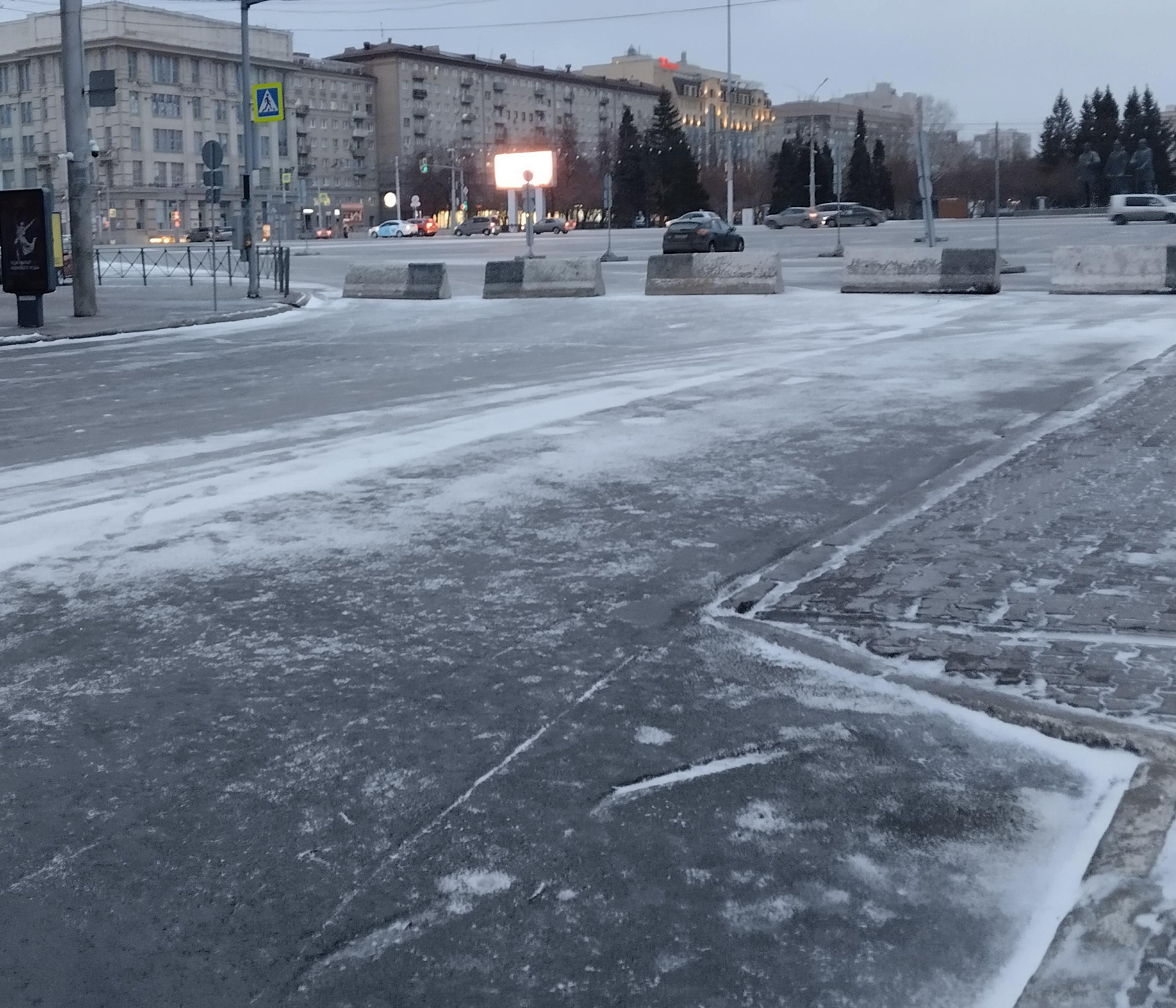 Улицу Ленина перекрыли на три месяца ради празднования Нового года