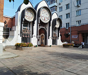 Замена плитки возле кукольного театра даст старт обновлению улицы Ленина