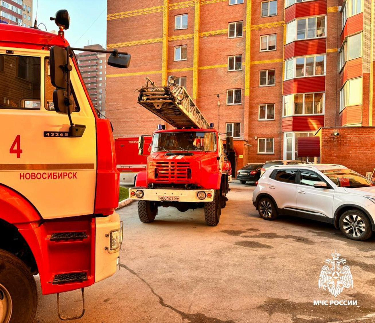Женщина погибла в ночном пожаре на улице Адриена Лежена