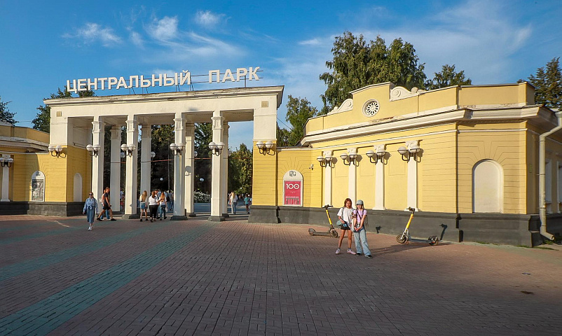 Мэр Кудрявцев: здание у входа в Центральный парк капитально отремонтируют