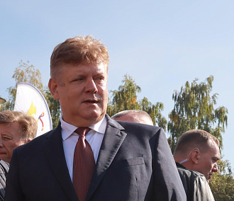 Полпред Серышев поздравляет работников прокуратуры с праздником