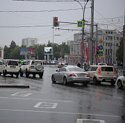 В ноябре ограничат работу платной парковки на Красном проспекте