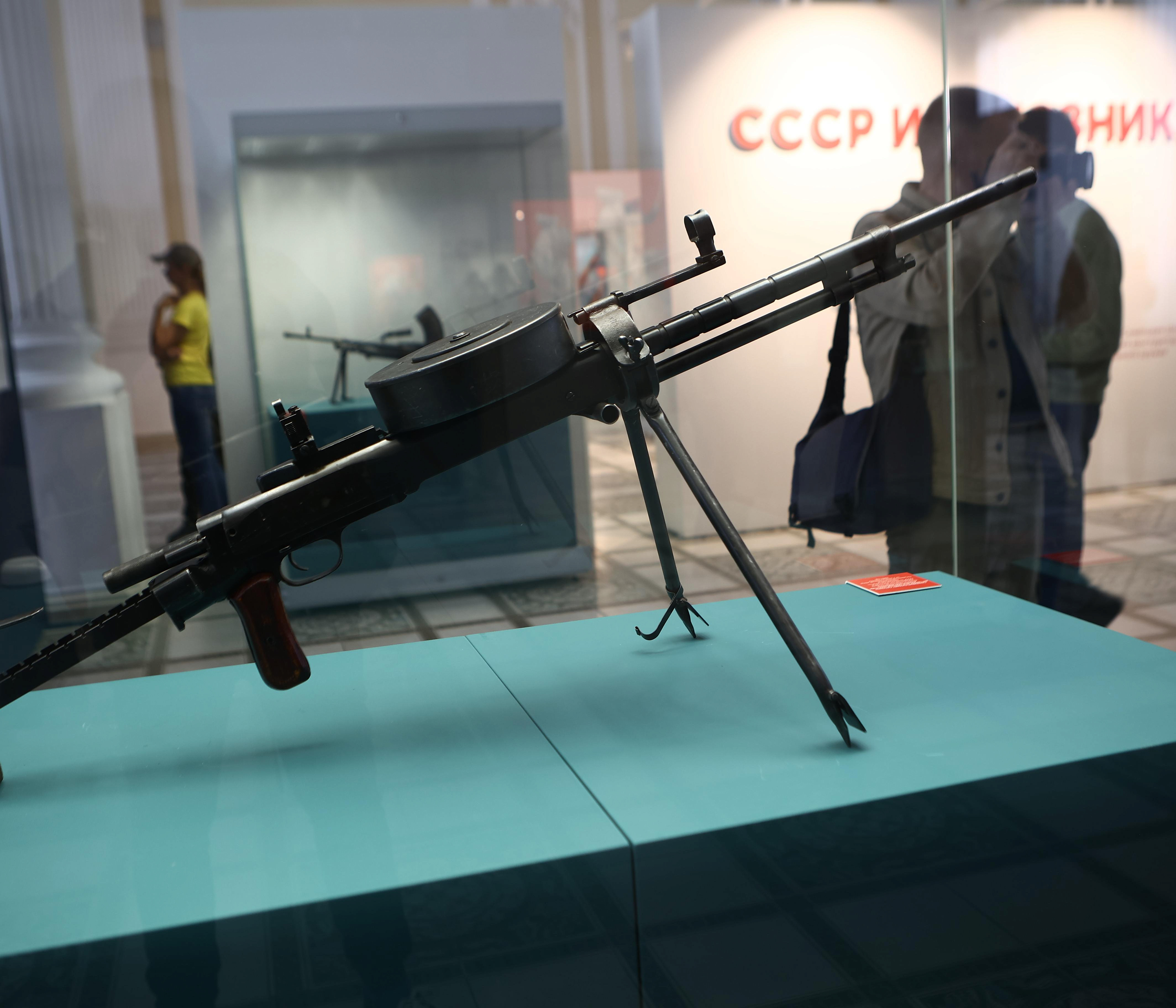 На выставку оружия Второй мировой позвал новосибирцев мэр Кудрявцев