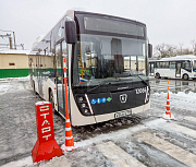 Водители автобусов блеснули мастерством на конкурсе в Новосибирске