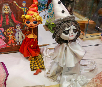 Закулисье театра кукол: как шушукаются марионетки в тёмных мастерских