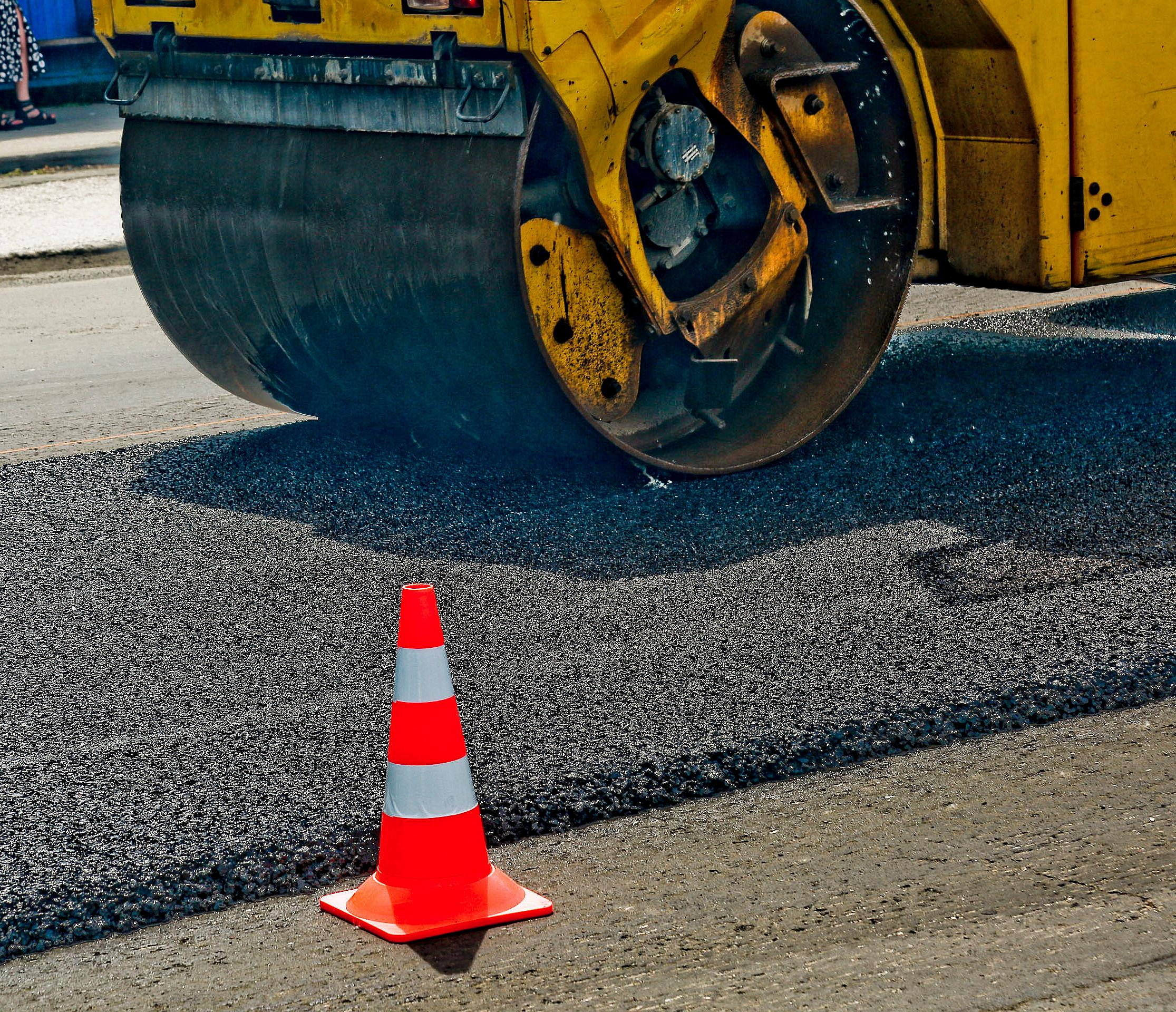 Автодорогу реконструируют вдоль Петухова на Затулинке