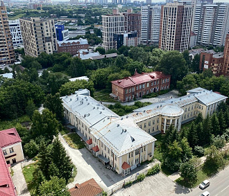 В центре Новосибирска снесут старинную инфекционную больницу