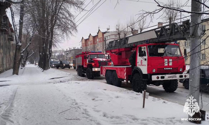 21 пожар случился за сутки в Новосибирской области: есть пострадавшие