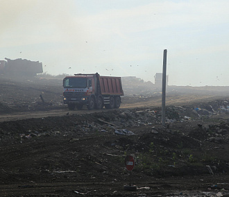 Новосибирский депутат попытался незаконно проникнуть на мусорный полигон