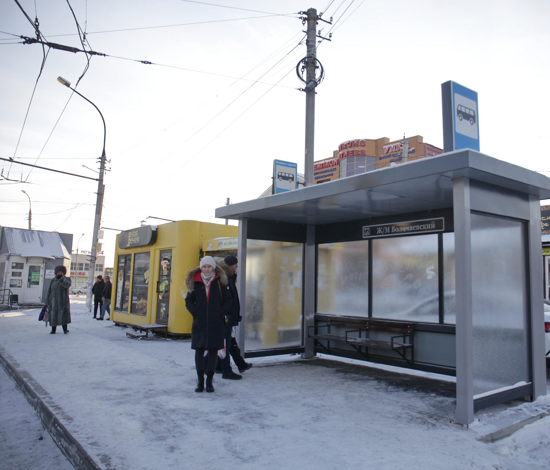 Мэр запретил «консервные банки» на остановках в Новосибирске