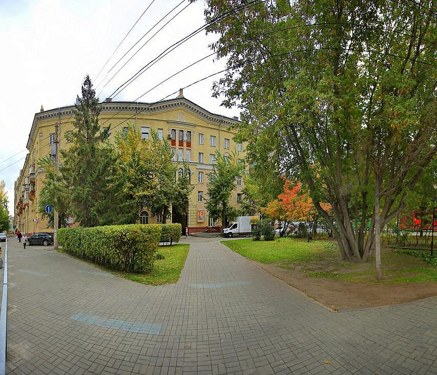 Дом с аркой на проспекте Дзержинского признали культурным наследием