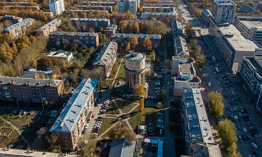 Мэр Кудрявцев поздравил с 55-летием Ленинский район Новосибирска